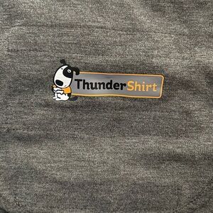 Dog Thunder Shirt Gray Medium Excellent Condition Machine Washable Calming